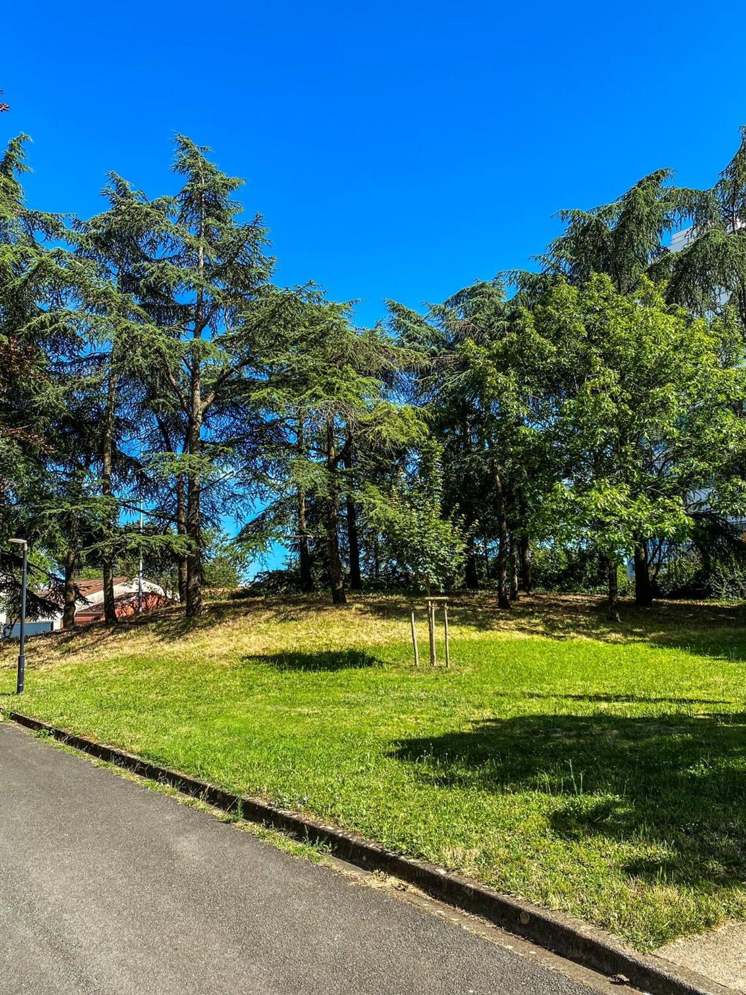 T3 Moderne Avec Balcon Terrasse Et Parking Gratuit * Niort