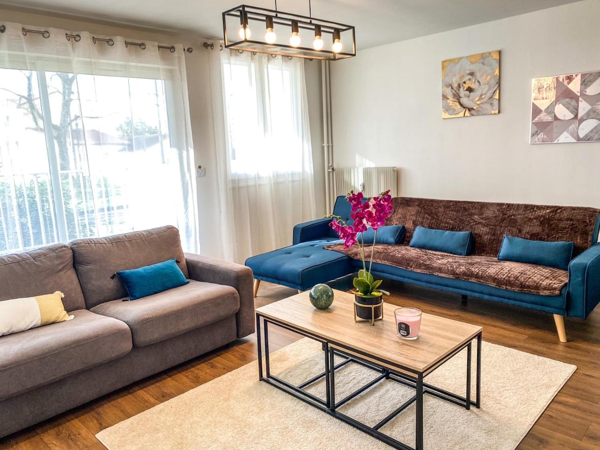 T3 Moderne Avec Balcon Terrasse Et Parking Gratuit Apartment